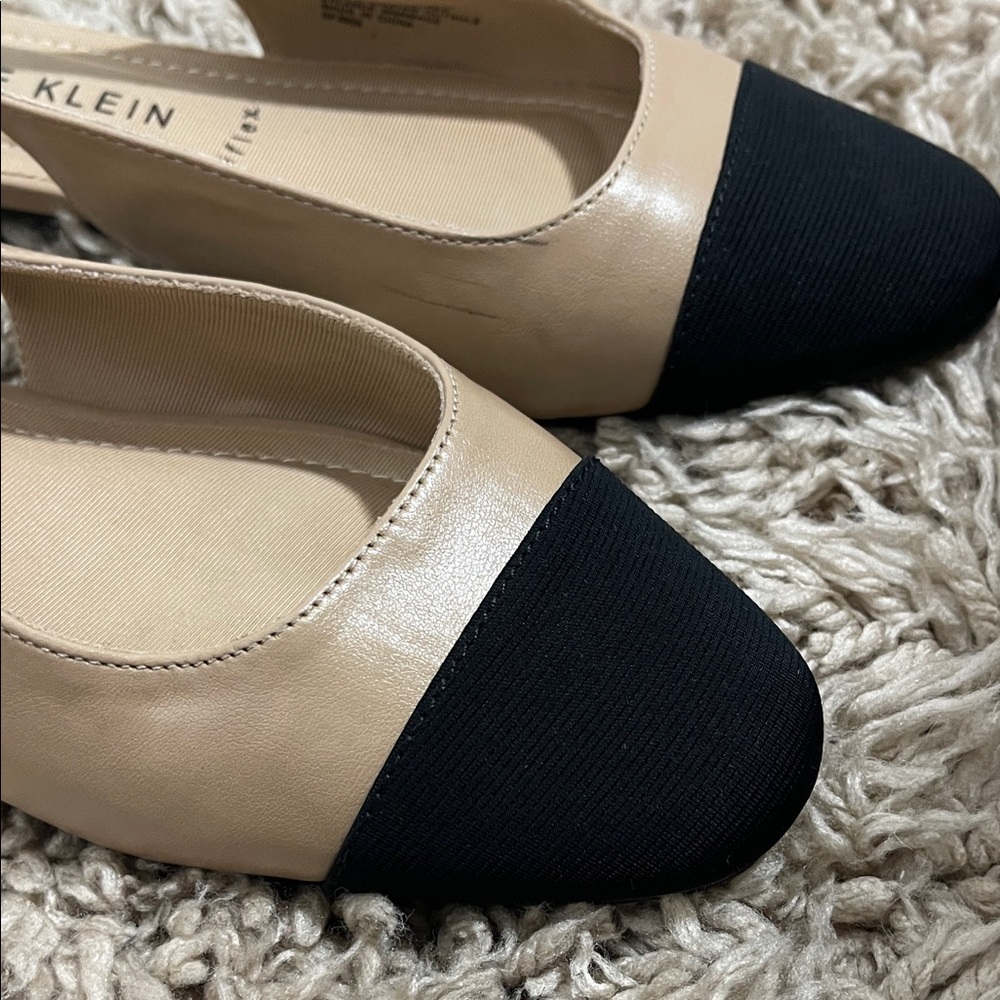 Anne Klein Beige and Black Flats - Picture 3 of 6